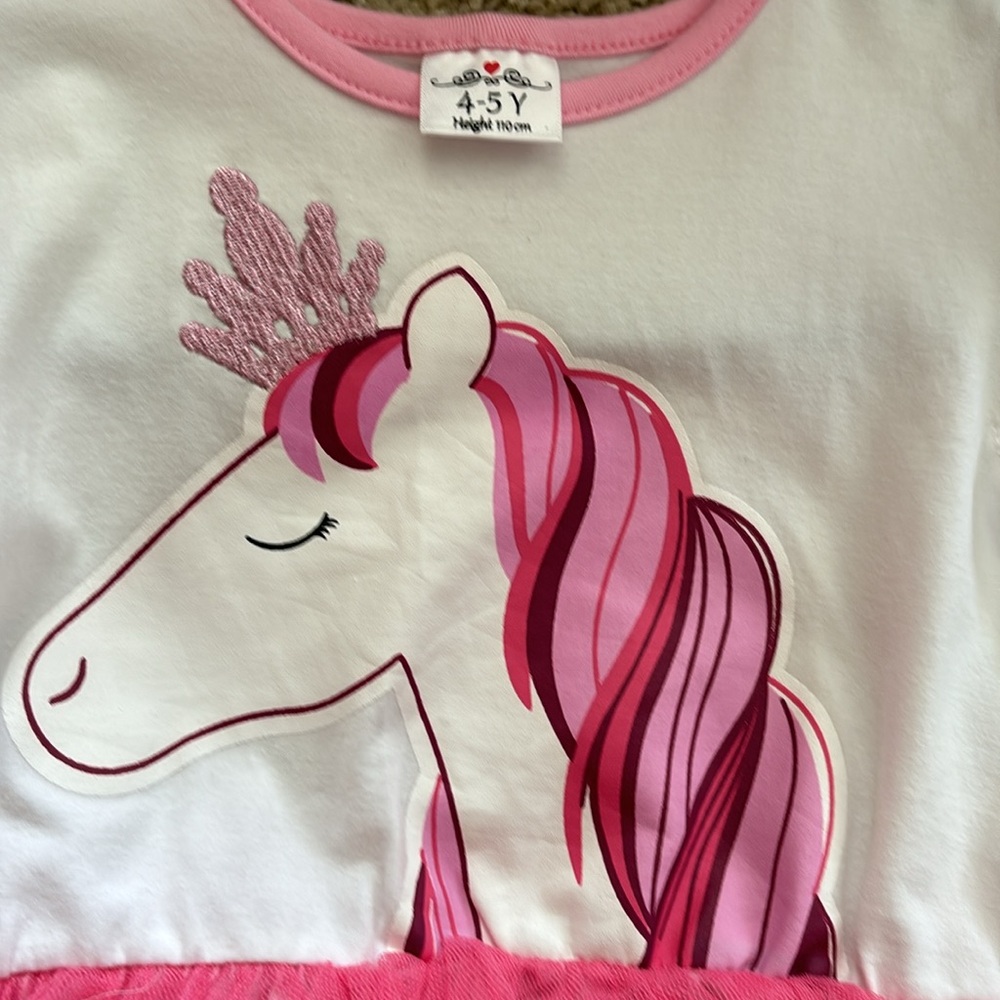 Girls unicorn dress size 4-5 years - Picture 3 of 3